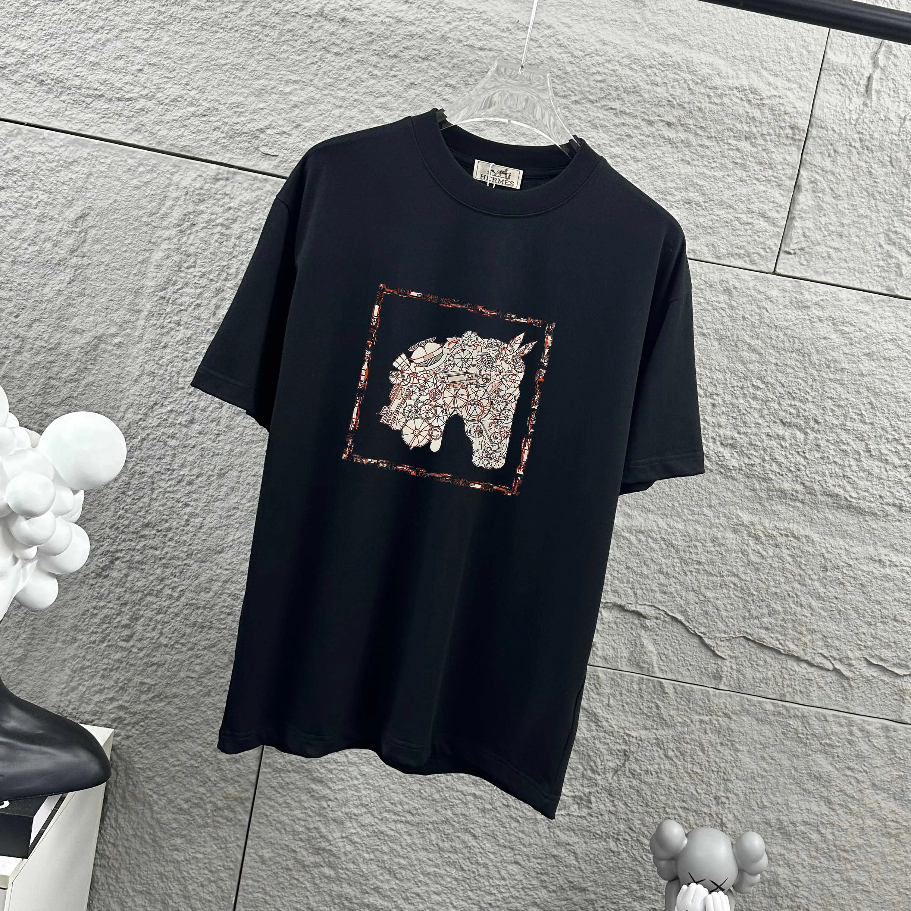 Herme* * 2026 New Arrival Classic T Same Style ：Black White Red Size： S （90-130 ） M （120-150 ） L （140-165 ） XL （160-180 ） XXL （180-210 ）